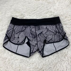 Lululemon Speed Short Dottie Tribe White Black / Black